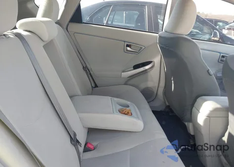 2013 Toyota Prius Two z USA, uszkodzony, nr VIN JTDKN3DU2D0350938